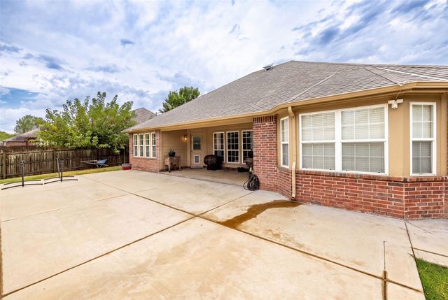 3945 S 217th East Avenue, Broken Arrow, OK 74014