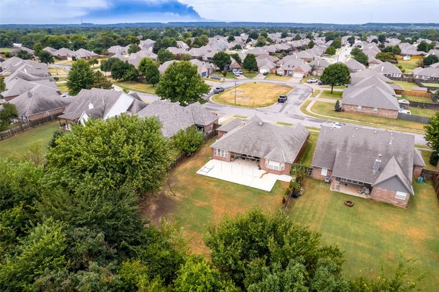 3945 S 217th East Avenue, Broken Arrow, OK 74014