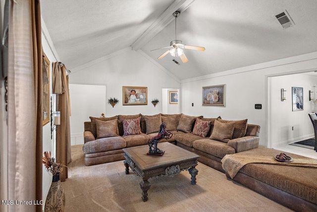 1085 Thomas Drive, Raymond, MS 39154
