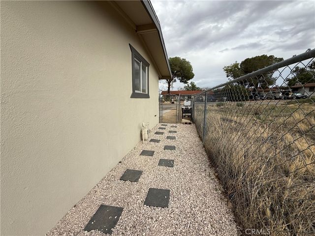 7562 Church Street, Yucca Valley, CA 92284