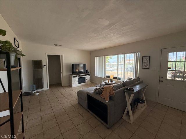 7562 Church Street, Yucca Valley, CA 92284