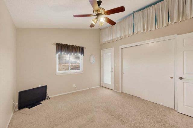 9 White Stallion Court, Edgewood, NM 87015