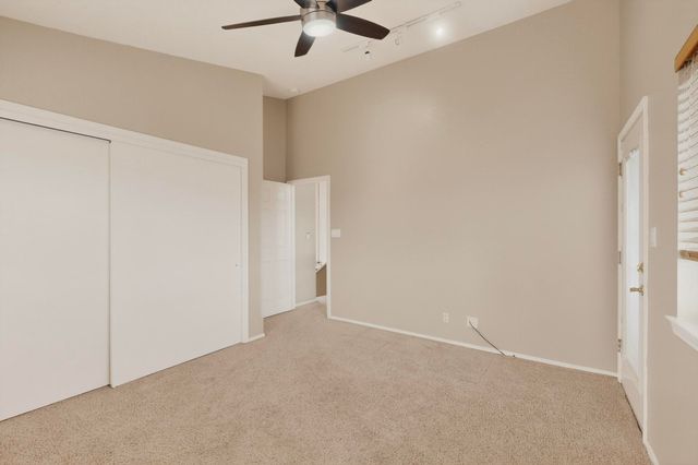 9 White Stallion Court, Edgewood, NM 87015