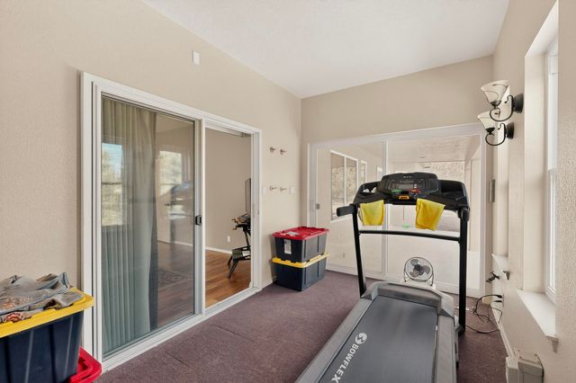 9 White Stallion Court, Edgewood, NM 87015