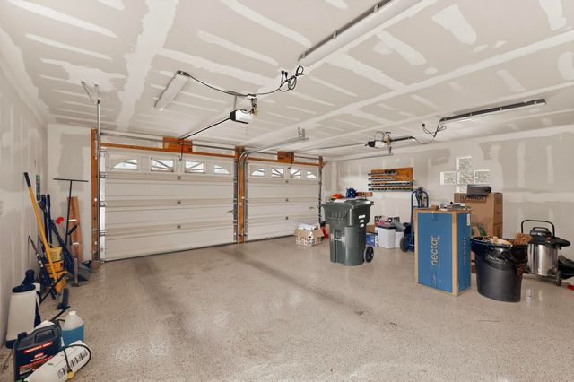 9 White Stallion Court, Edgewood, NM 87015