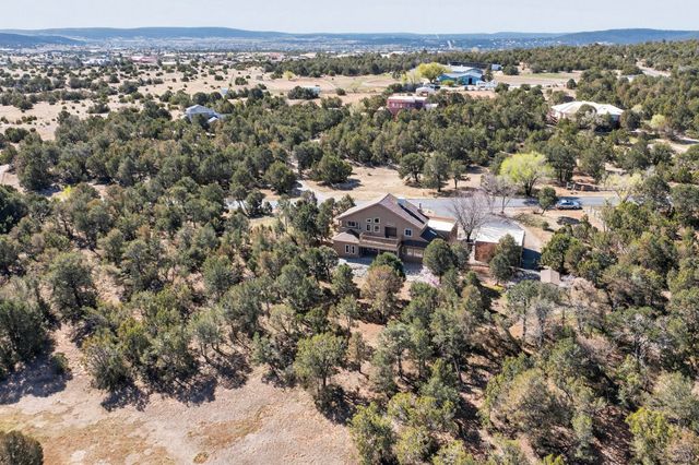 9 White Stallion Court, Edgewood, NM 87015
