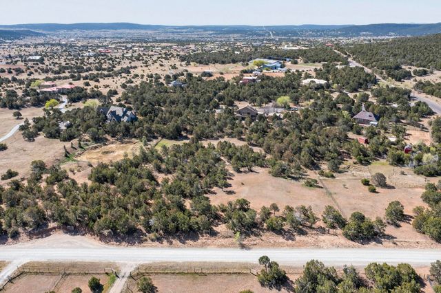 9 White Stallion Court, Edgewood, NM 87015