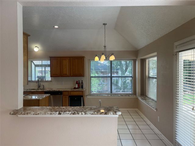 2144 Brownstone Court, Grapevine, TX 76051