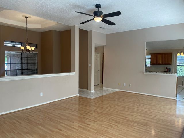 2144 Brownstone Court, Grapevine, TX 76051