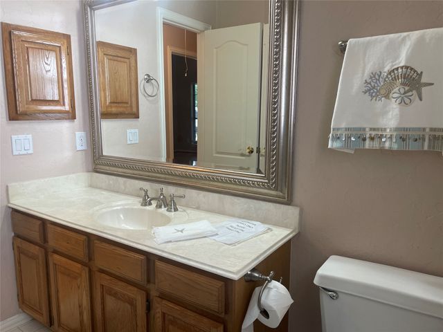 2144 Brownstone Court, Grapevine, TX 76051