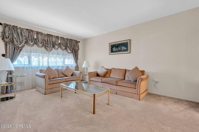 52 Cresci Boulevard, Hazlet, NJ 07730