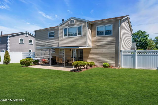 52 Cresci Boulevard, Hazlet, NJ 07730