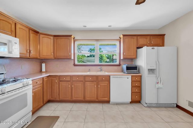 52 Cresci Boulevard, Hazlet, NJ 07730