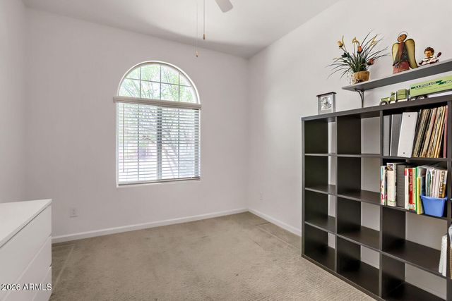 9221 W WILLOW BEND Lane, Phoenix, AZ 85037
