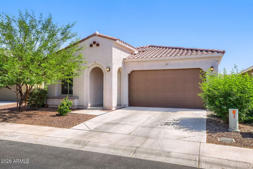 9221 W WILLOW BEND Lane, Phoenix, AZ 85037 — photo 2