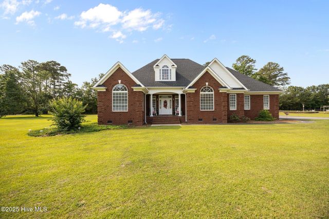 2995 H C Turner Road, Pink Hill, NC 28572