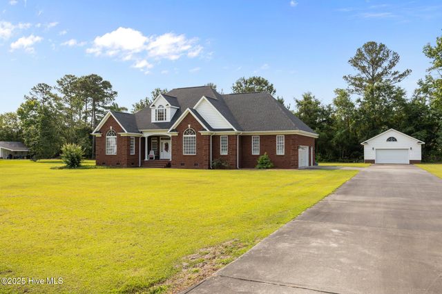 2995 H C Turner Road, Pink Hill, NC 28572