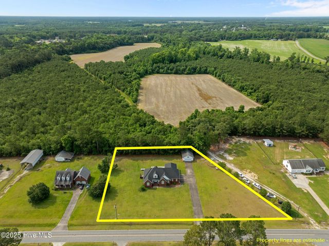 2995 H C Turner Road, Pink Hill, NC 28572