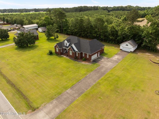2995 H C Turner Road, Pink Hill, NC 28572