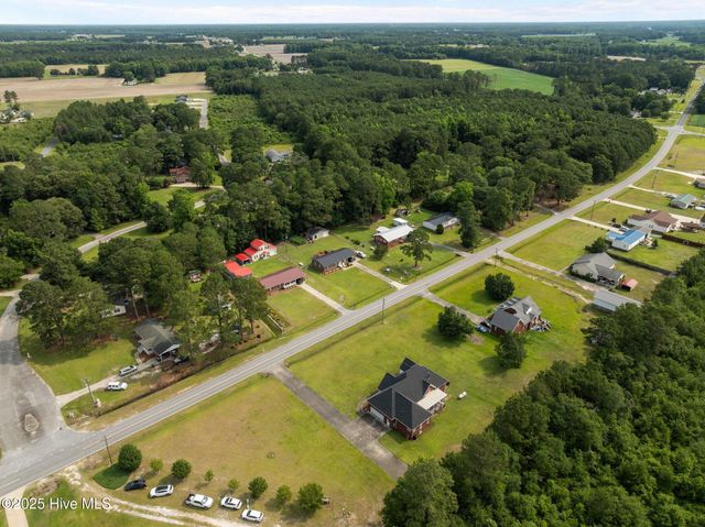 2995 H C Turner Road, Pink Hill, NC 28572