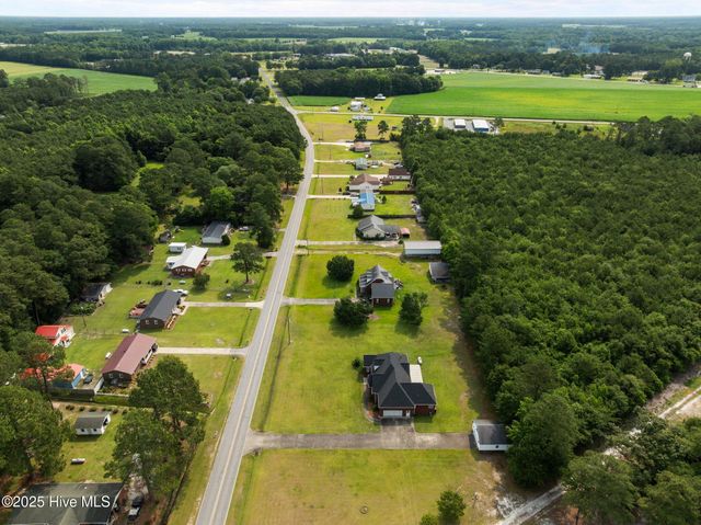 2995 H C Turner Road, Pink Hill, NC 28572