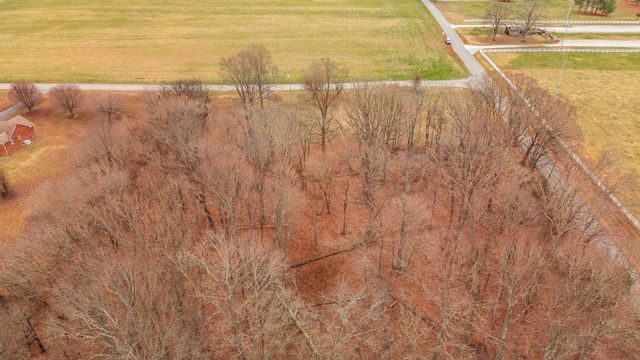 512 N Happy Hollow Road, Portland, TN 37148