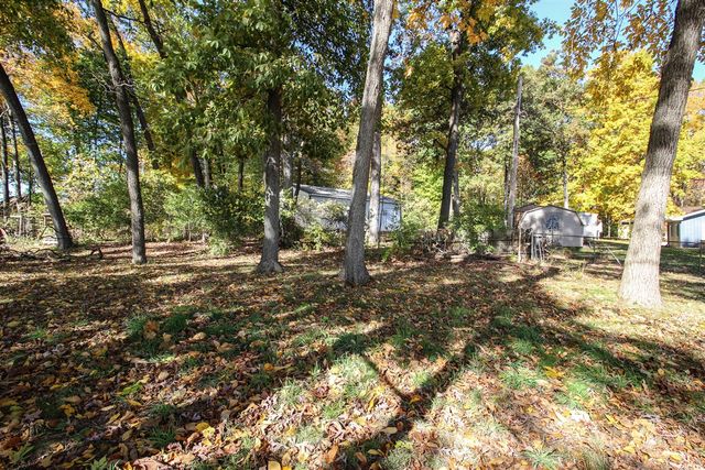 58463 Loop Road, Three Rivers, MI 49093