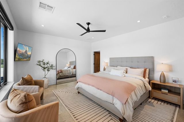 2134 Carter Road, Bellville, TX 77418