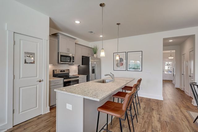 2024 Bloomsbury Ln, Franklin, TN 37064