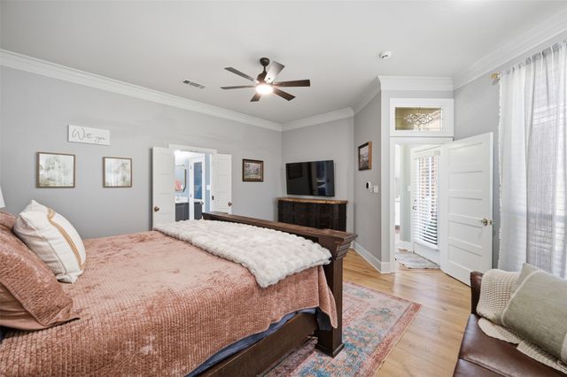 869 Thomas Crossing Drive, Fort Worth, TX 76028