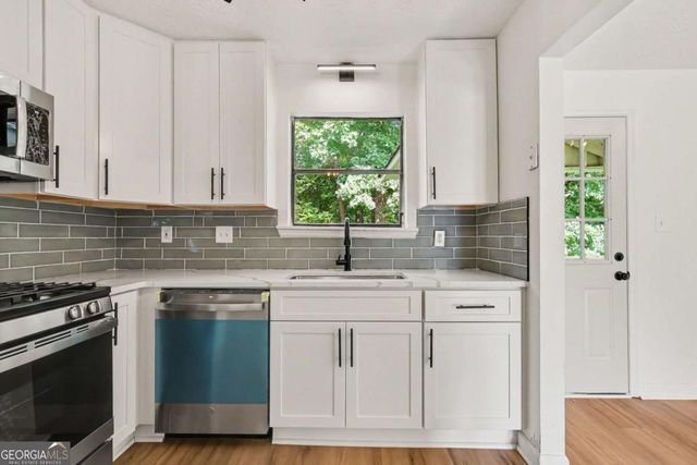 3449 Oak Run Drive, Lithonia, GA 30038