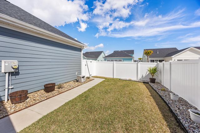 3134 White Jasmine Dr., Little River, SC 29566