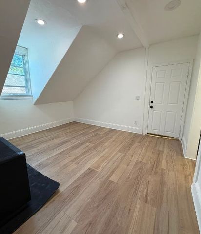 36 Pine Street 3, Pawtucket, RI 02860