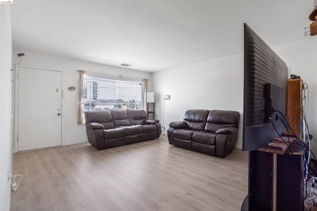 4301 Delta Fair Blvd, Antioch, CA 94509