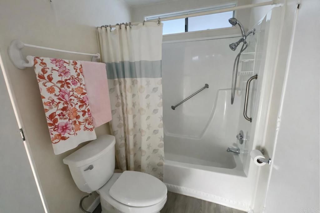 Image 14 of property listing at 8975 Lawrence Welk Drive SPC 2, Escondido, CA 92026