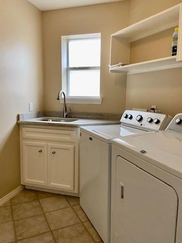 4916 Maxie Street, Houston, TX 77007