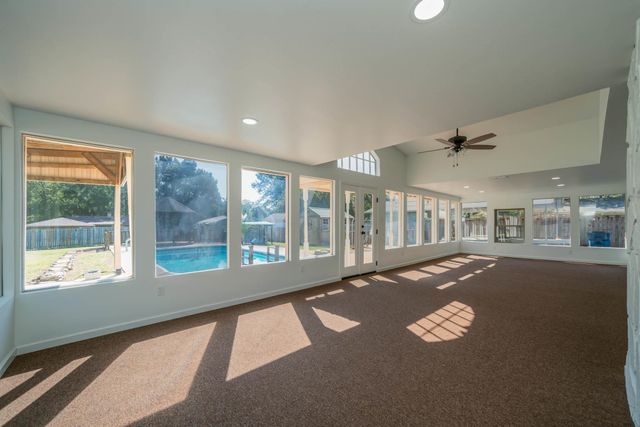 1304 Steve ST, White Oak, TX 75693