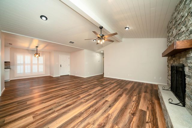 1304 Steve ST, White Oak, TX 75693