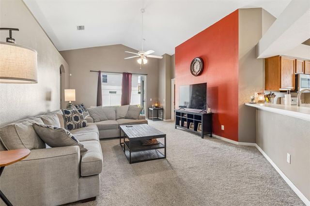 3318 CLOVER BLOSSOM CIRCLE, Land O Lakes, FL 34638