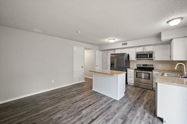 3505 Rush Springs Drive, Arlington, TX 76016