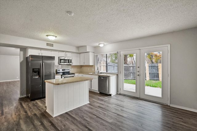 3505 Rush Springs Drive, Arlington, TX 76016