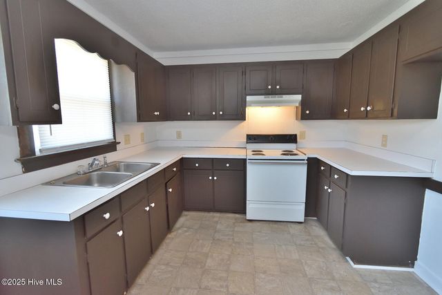 404 Hilltop Drive, Rocky Mount, NC 27803