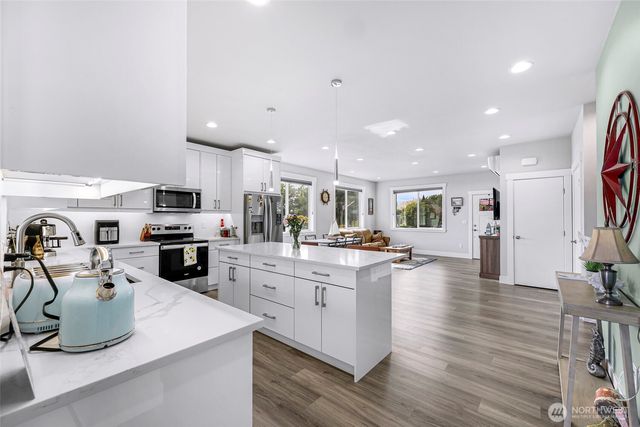 4123 Stuart Circle, Ferndale, WA 98248