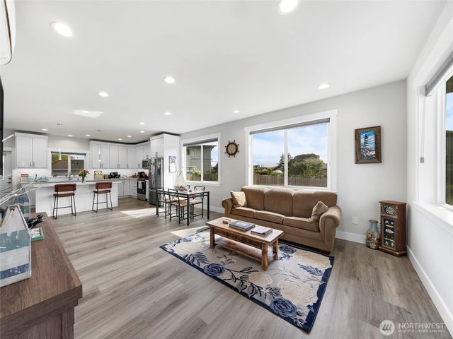 4123 Stuart Circle, Ferndale, WA 98248