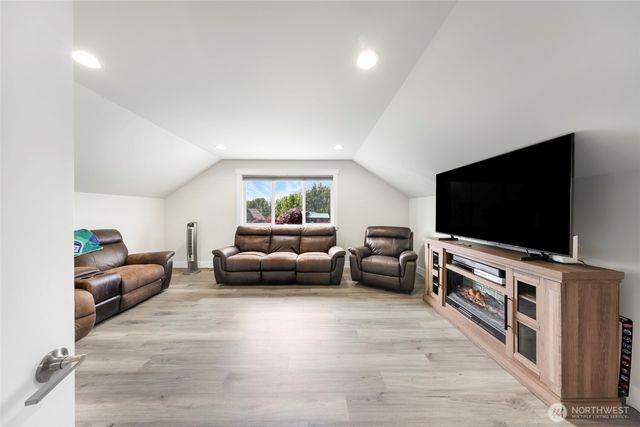 4123 Stuart Circle, Ferndale, WA 98248