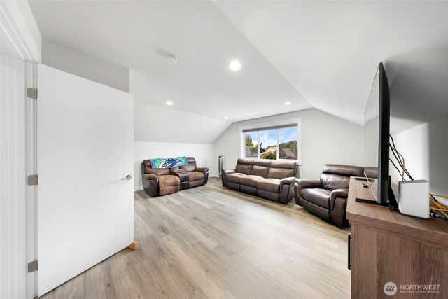 4123 Stuart Circle, Ferndale, WA 98248