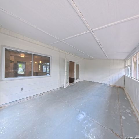 12705 LONE SHADOW TRL, Live Oak, TX 78233