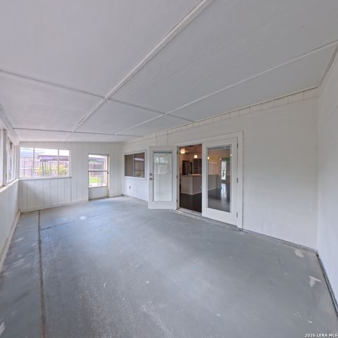 12705 LONE SHADOW TRL, Live Oak, TX 78233