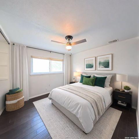 12705 LONE SHADOW TRL, Live Oak, TX 78233