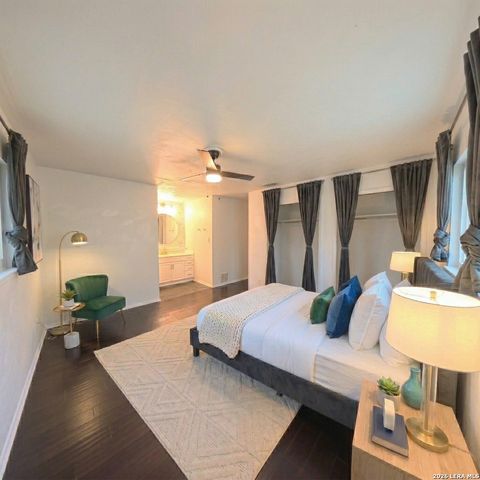 12705 LONE SHADOW TRL, Live Oak, TX 78233